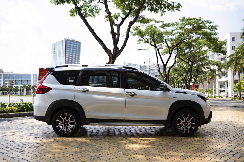 5-suv-xl7-da-chinh-phuc-thanh-cong-khach-hang-viet-va-dang-lam-mua-lam-gio-trong-phan-khuc-7-cho-1626085822.jpg