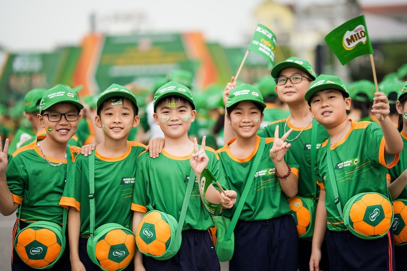 nestle-milo-ben-bi-chung-tay-cung-co-quan-ban-nganh-va-phu-huynh-viet-xay-dung-mot-the-he-y-chi-giup-mang-den-tac-dong-tich-cuc-den-xa-hoi-tuong-lai2-1690294185.jpg