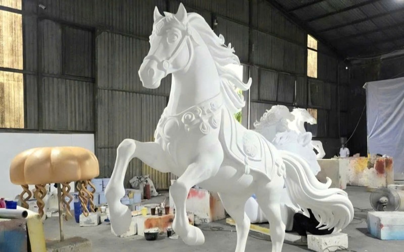 Từ ngựa chibi đến chiến mã 120 triệu đồng sẵn sàng “ra phố” đón xuân