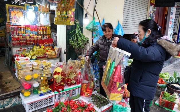 Thị trường đồ lễ cúng Ông Công, Ông Táo 2026 thay đổi văn minh, hiện đại