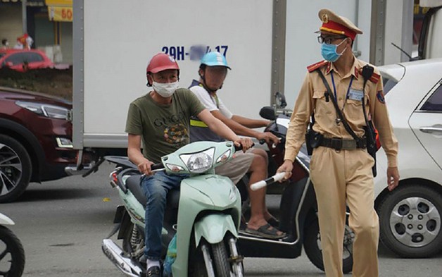 Đi xe máy thiếu bộ phận này, có thể bị phạt đến 600.000 đồng