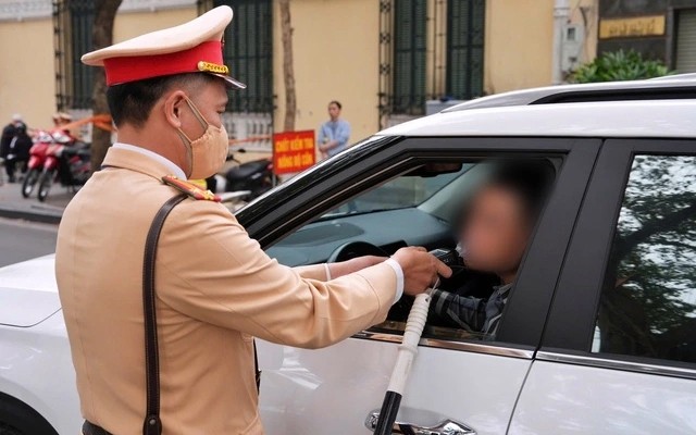 Sau tết nhìn lại