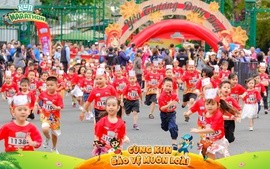 Kun Marathon 2026: Thông điệp "Bảo vệ muôn loài" được hàng nghìn phụ huynh hưởng ứng