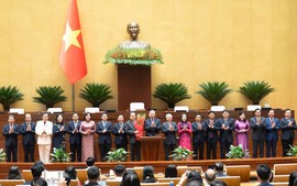 Thông cáo báo chí về ngày làm việc đầu tiên của Kỳ họp thứ Nhất, Quốc hội khóa XVI