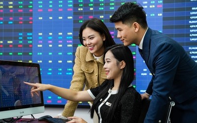 VN-Index bứt phá nhờ lực cầu lan tỏa, kỳ vọng hướng tới mốc 1.850 điểm