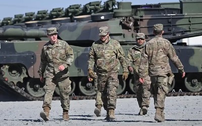Đức, Ba Lan và NATO cùng lên tiếng sau khi Mỹ tuyên bố rút quân