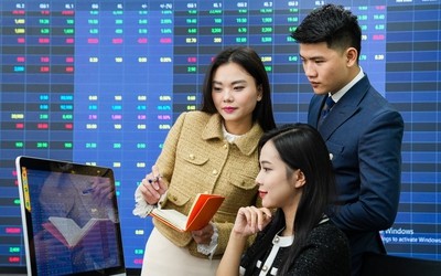 VN-Index tiến sát vùng cản mạnh, nhà đầu tư nên làm gì trong tuần tới?