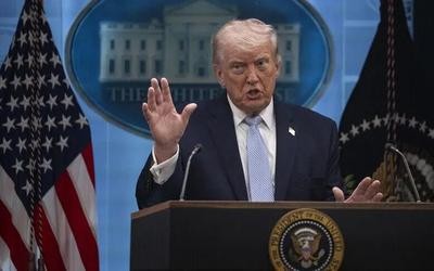 Ông Trump nhắc lại cảnh báo sẽ tấn công Iran "rất mạnh", cam kết "giành chiến thắng"