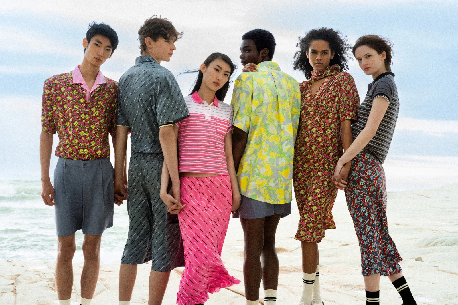 Trôi vào miền mộng cùng BST “UNIQLO F.RISSO”
