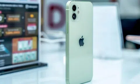 iPhone 12 Mini có giá chạm sàn: Hiệu năng mạnh hơn iPhone 11