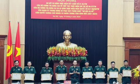 Tạo chuyển biến vững chắc, toàn diện về tư tưởng, hành động, xứng danh 'Bộ đội Cụ Hồ' thời kỳ mới