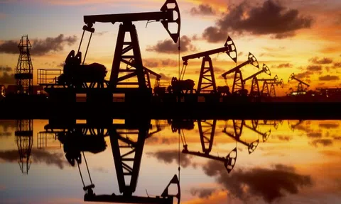 Giá xăng dầu hôm nay 17/4/2024: Dự báo tăng vượt mốc 25.000 đồng/lít?