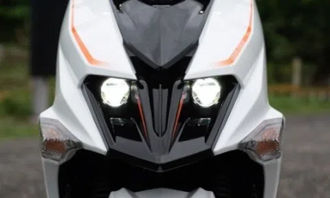 Hé lộ mẫu xe máy với loạt trang bị hiện đại, ngoại hình thể thao khiến Air Blade cũng phải "ngả mũ"