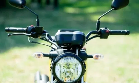 Chiếc xe máy "đa- zi- năng" dành cho giới trẻ: Gọn, nhẹ, giá lại "cực rẻ"