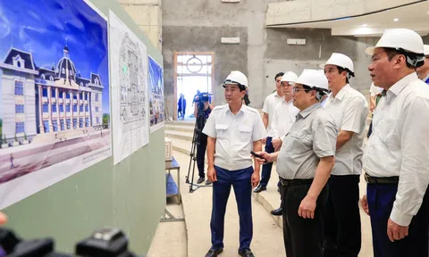 Thủ tướng khảo sát công trình văn hóa mới mang tính điểm nhấn của vùng Đất Tổ