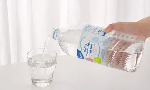 Cách chọn nguồn nước an toàn để pha sữa cho trẻ