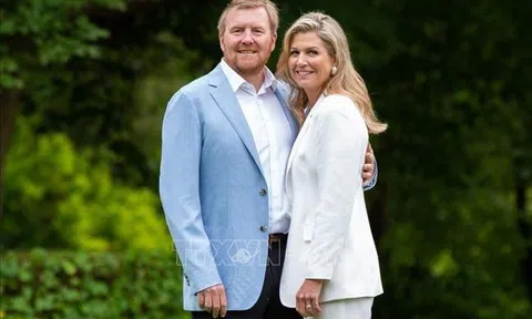 Điện mừng kỷ niệm Ngày Nhà vua Hà Lan