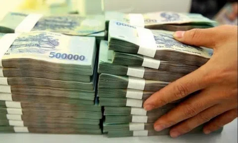 Gửi tiết kiệm 200 triệu đồng tại ngân hàng Vietcombank nhận bao nhiêu tiền lãi?