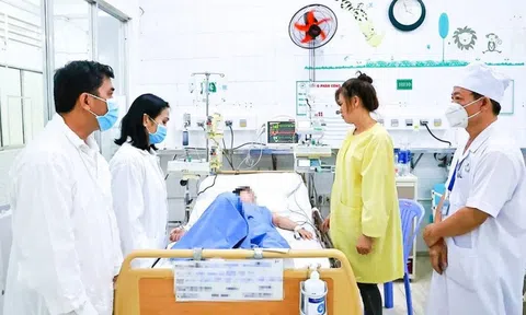 Tập trung điều trị người bệnh vụ ngộ độc sau ăn bánh mì ở Đồng Nai