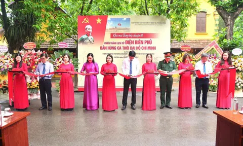 Khai mạc Triển lãm 'Chiến thắng lịch sử Điện Biên Phủ - Bản hùng ca thời đại Hồ Chí Minh'