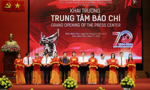 Khai trương Trung tâm Báo chí Kỷ niệm 70 năm Chiến thắng Điện Biên Phủ