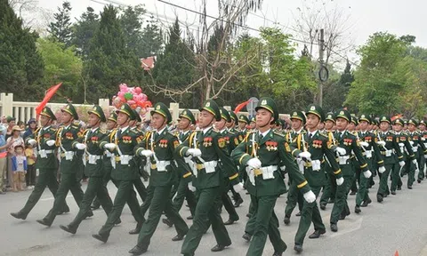 Tổng duyệt Lễ kỷ niệm 70 năm Chiến thắng Điện Biên Phủ: Nhân dân, du khách cổ vũ nồng nhiệt các khối diễu binh, diễu hành