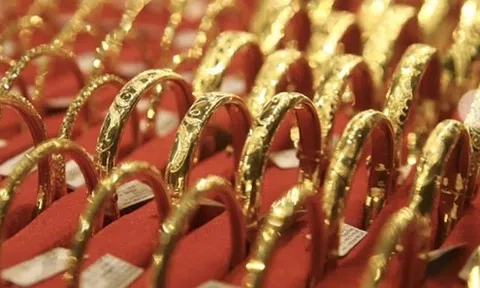 Giá vàng hôm nay 9/5/2024: Vàng nhẫn lao dốc, vàng miếng chễm chệ trên đỉnh