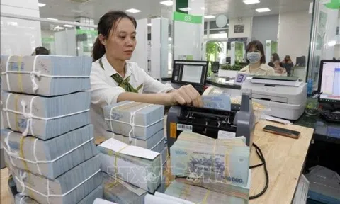 Cuộc đua hút tiền gửi “nóng” trở lại tại các ngân hàng