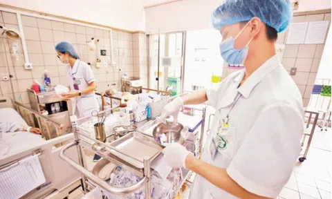 Chức danh nào được phụ cấp nghề 70% và 100%?