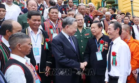 Chủ tịch nước Tô Lâm gặp mặt người có uy tín tiêu biểu trong đồng bào dân tộc
