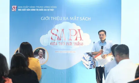 Trải nghiệm cảnh sắc 'Sa Pa giữa trời mây trắng'