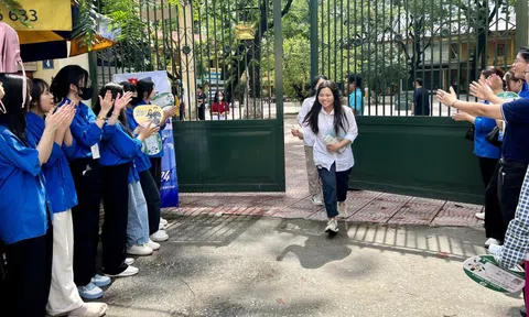 Bộ GD&ĐT: Đề thi Ngữ văn được bảo mật tuyệt đối