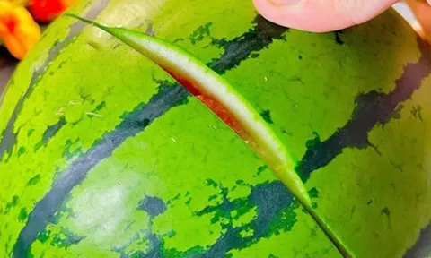 Mẹo bảo quản dưa hấu không cần tủ lạnh