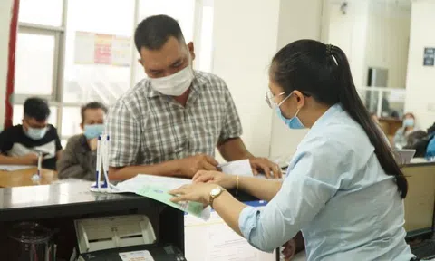 Giấy tờ cần có để nghỉ việc khi vợ sinh con