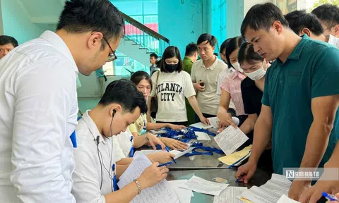 Đấu giá đất vùng ven cả trăm triệu/m2: Biểu hiện "cơn khát" đất hay chỉ là "sốt ảo"?