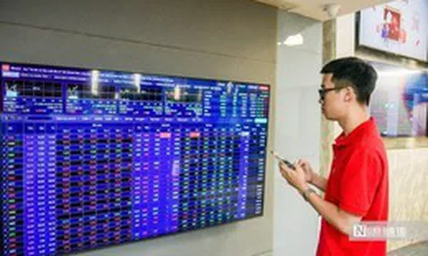 Lăng kính chứng khoán 3/10: Đã đến lúc chốt lời?