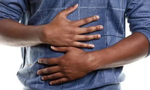 Lý do người đàn ông 46 tuổi càng ăn càng đói