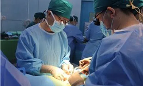 Người đàn ông chết não hiến thận cứu bé trai 13 tuổi suy thận giai đoạn cuối