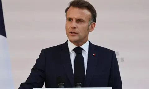 Ông Macron tuyên bố tăng gấp đôi ngân sách quốc phòng, nói châu Âu đang bị đe dọa