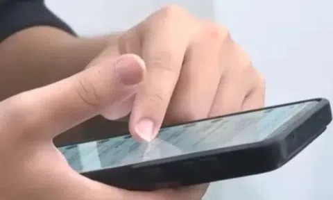 Phát tán “clip nóng” trên mạng xã hội: Coi chừng vướng vòng lao lý