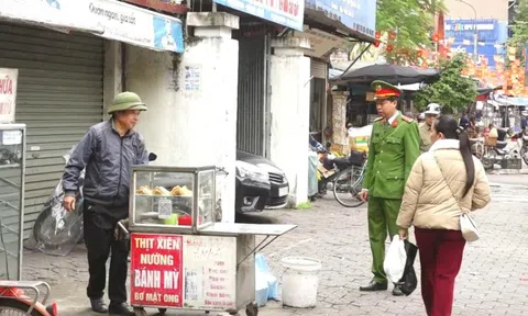 Quyết dẹp chợ cóc, chợ tạm, trả lại vỉa hè cho người dân