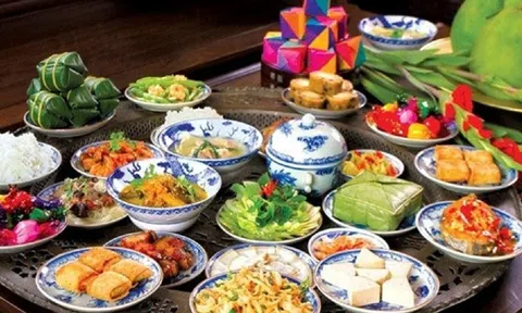 Giờ đẹp thắp hương Rằm tháng Chạp để mang lại may mắn, bình an ngày cuối năm