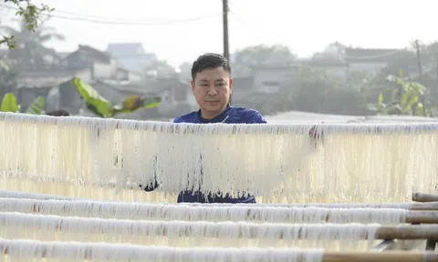 Vào vụ Tết, làng miến gạo xứ Thanh "quay cuồng" không ngủ