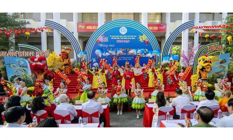 Cần Thơ rộn ràng đón Tết Bính Ngọ với 'Sắc Xuân miệt vườn' và Công viên Sách Xuân