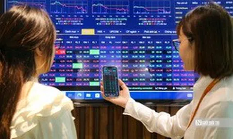 VN-Index lùi sâu, thị trường có thể hồi kỹ thuật quanh vùng 1.710-1.725 điểm