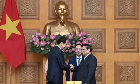 Thủ tướng Phạm Minh Chính tiếp Đại sứ Trung Quốc tại Việt Nam