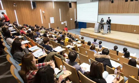 Trường hợp được xóa hoặc miễn chi phí bồi hoàn học bổng và chi phí đào tạo