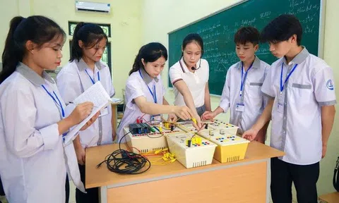 Tách khỏi “khung” phổ thông, giáo viên GDTX có chế độ làm việc riêng