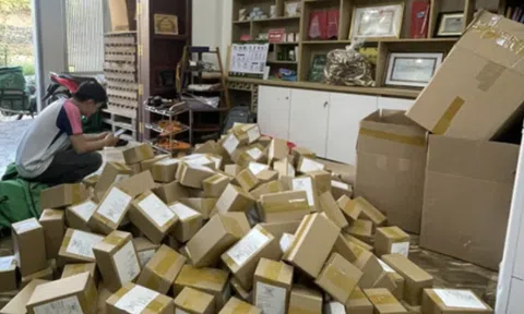 Năm mới buôn bán trên thương mại điện tử: Những 'luật chơi' mới chủ shop cần biết