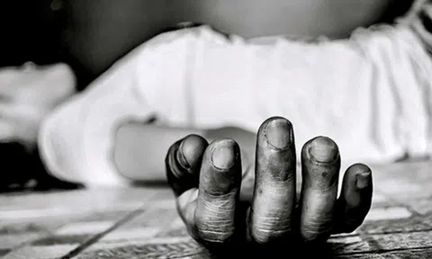 Người đàn ông 18 tuổi tử vong vì mải miết tập thể dục theo cách "vừa lạ vừa quen"